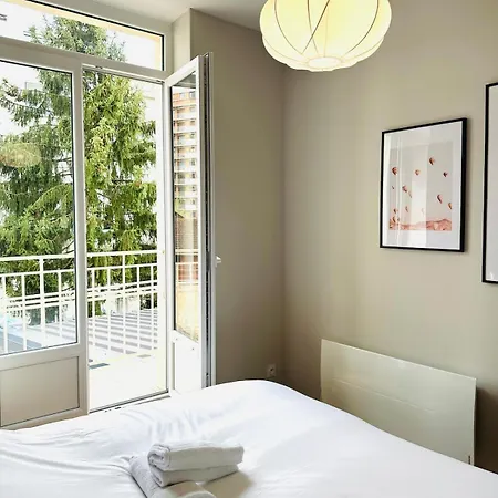 Appartement R'apparts 2-room Colonel Urbain